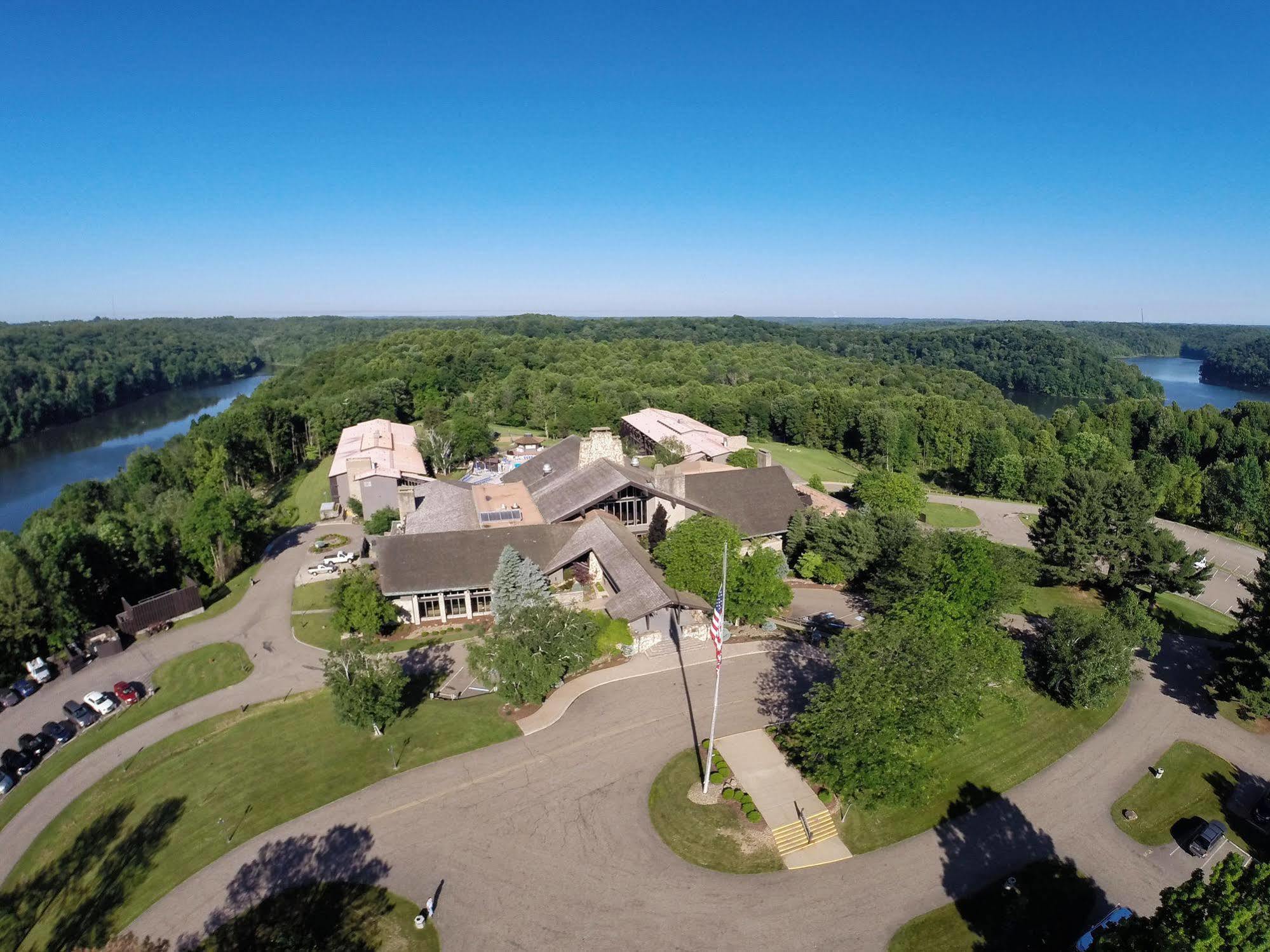 Salt Fork State Park Lodge And Conference Center Cambridge Exterior foto